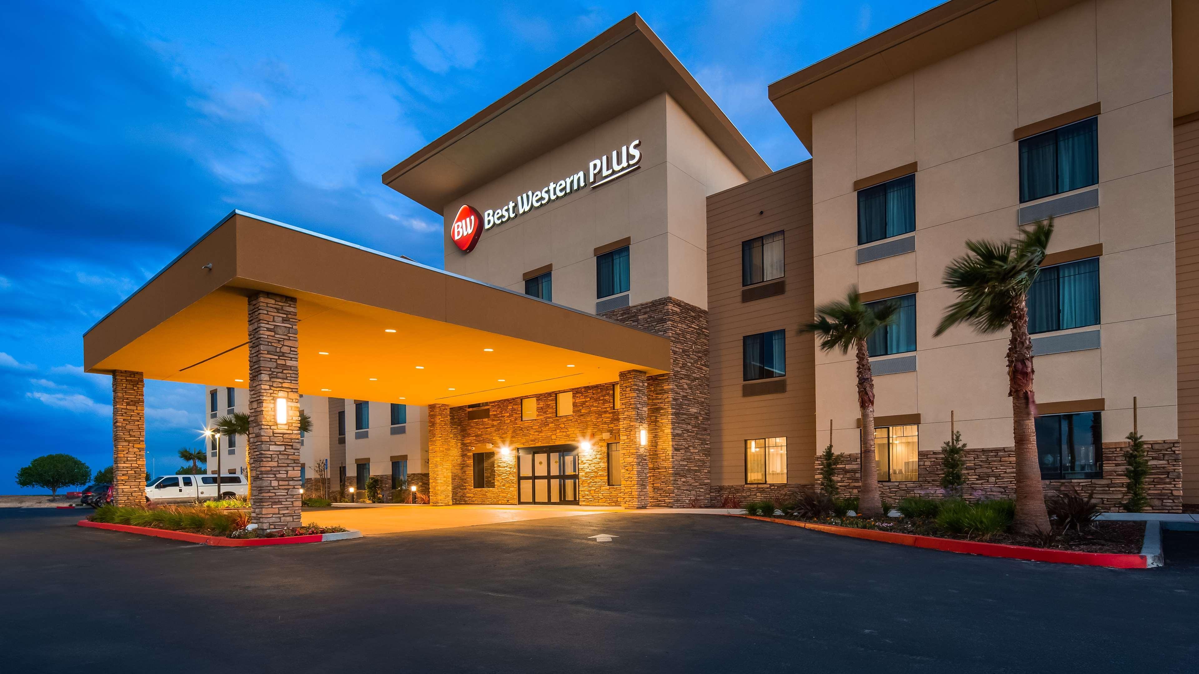 Best Western Plus West Covina Inn Exterior photo